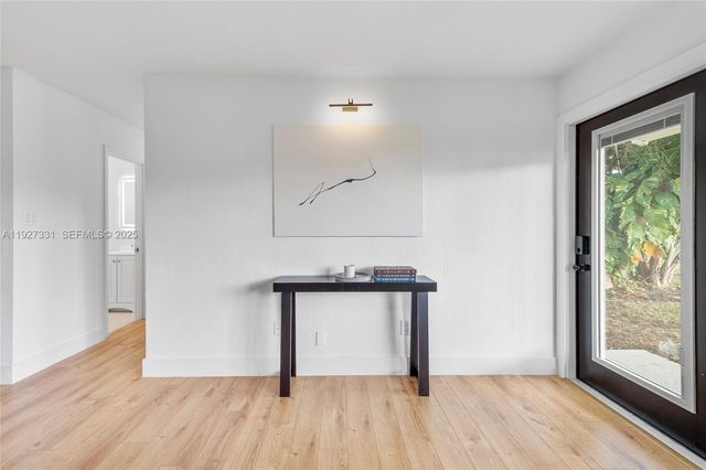 9915 SW 212th St, Cutler Bay, FL 33189