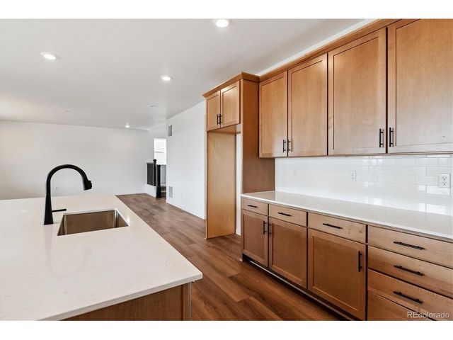 25010 E 42nd Ave, Aurora, CO 80019