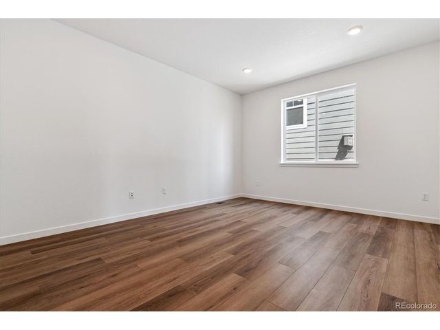 25010 E 42nd Ave, Aurora, CO 80019