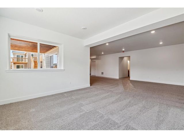 25010 E 42nd Ave, Aurora, CO 80019