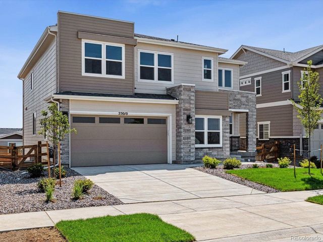 25010 E 42nd Ave, Aurora, CO 80019