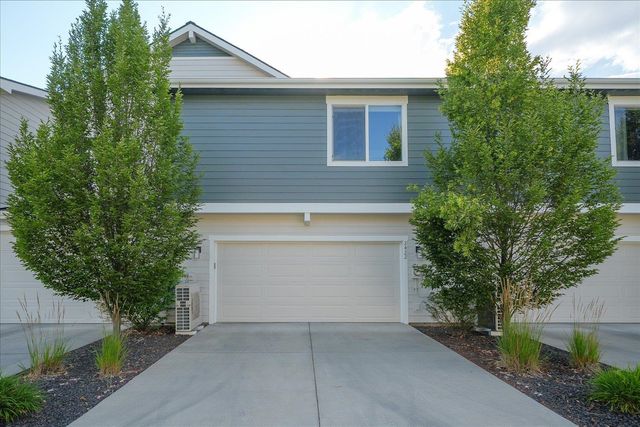 2422 W Summit Pkwy, Spokane, WA 99201
