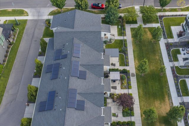 2422 W Summit Pkwy, Spokane, WA 99201