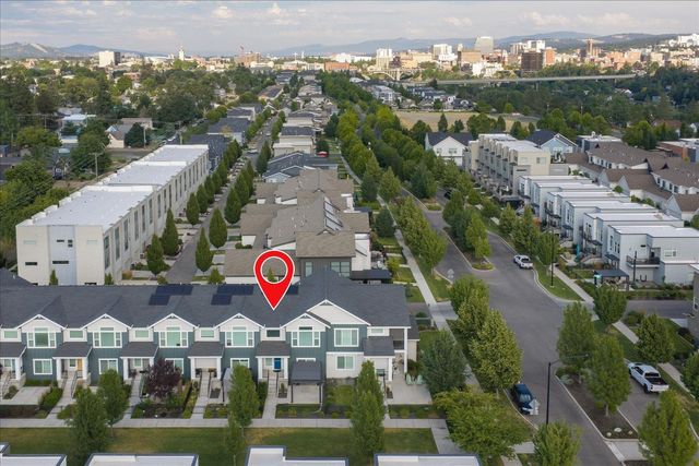 2422 W Summit Pkwy, Spokane, WA 99201