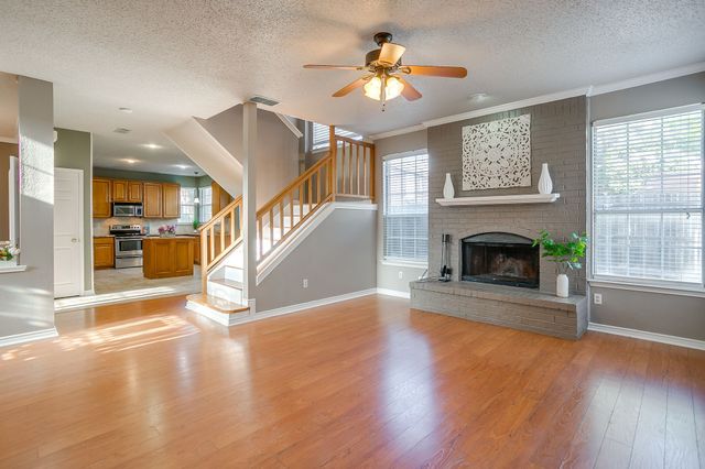 6102 Hedgeapple Court, Arlington, TX 76001