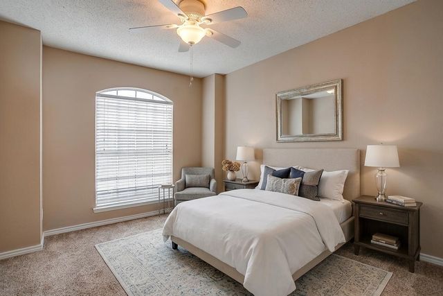 6102 Hedgeapple Court, Arlington, TX 76001