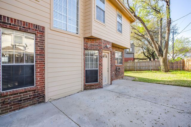 6102 Hedgeapple Court, Arlington, TX 76001