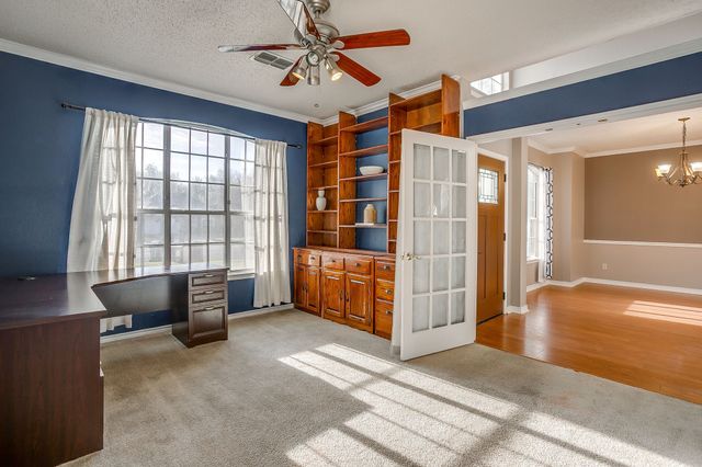 6102 Hedgeapple Court, Arlington, TX 76001