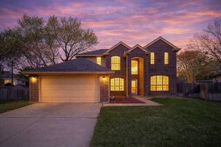 6102 Hedgeapple Court, Arlington, TX 76001