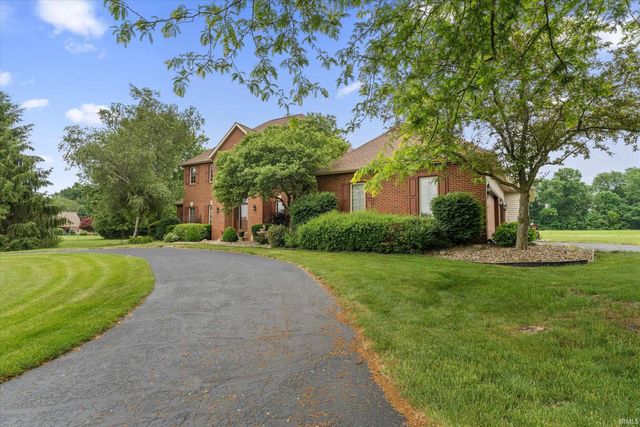53450 Quince Road, South Bend, IN 46628
