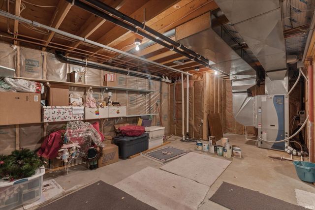 53450 Quince Road, South Bend, IN 46628