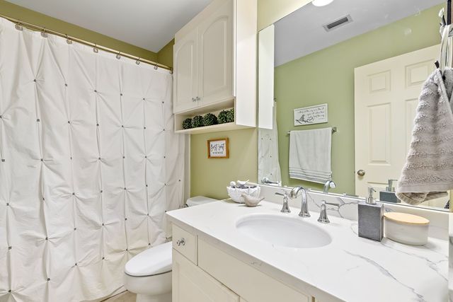 106 Shirah Drive, Headland, AL 36345