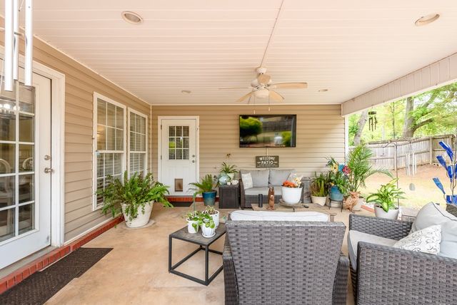 106 Shirah Drive, Headland, AL 36345