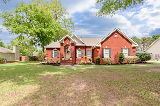 106 Shirah Drive, Headland, AL 36345