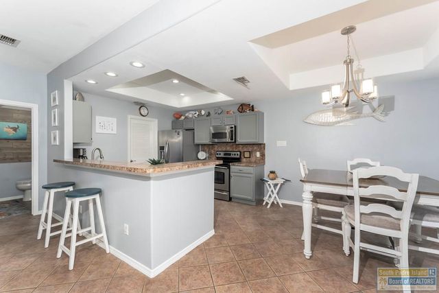 11 Harbor Point, Laguna Vista, TX 78578