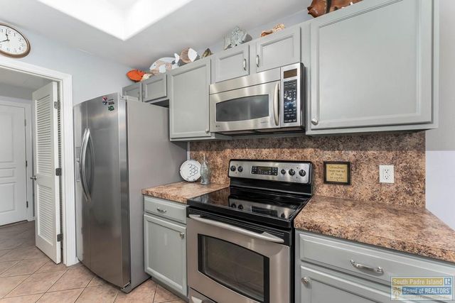 11 Harbor Point, Laguna Vista, TX 78578