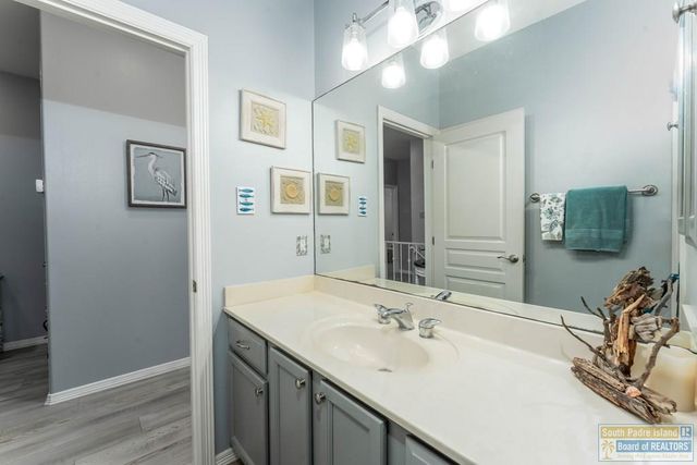 11 Harbor Point, Laguna Vista, TX 78578