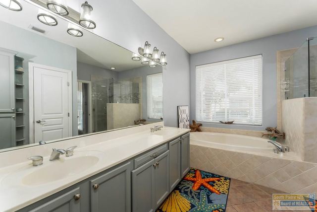 11 Harbor Point, Laguna Vista, TX 78578