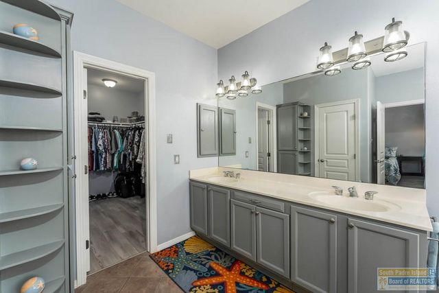 11 Harbor Point, Laguna Vista, TX 78578