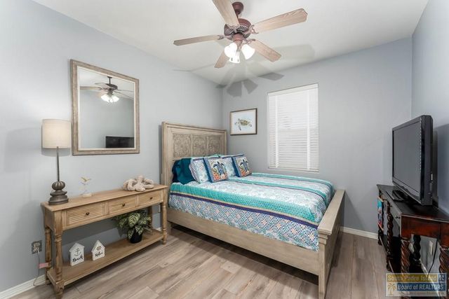 11 Harbor Point, Laguna Vista, TX 78578