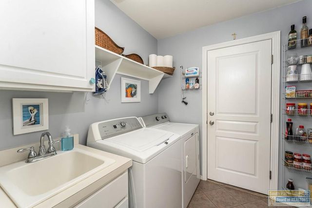 11 Harbor Point, Laguna Vista, TX 78578