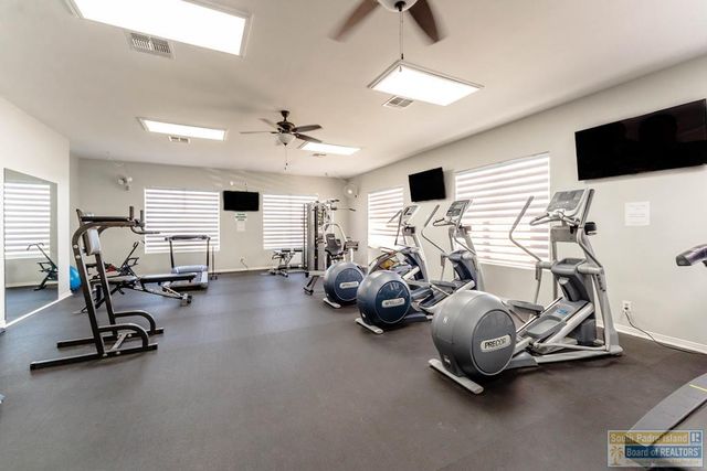 11 Harbor Point, Laguna Vista, TX 78578