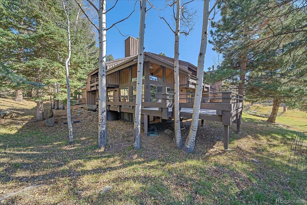 24276 Currant Drive, Golden, CO 80401