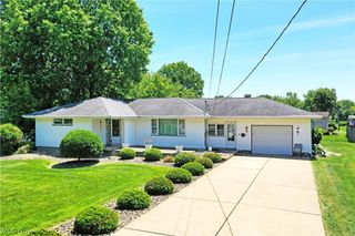 26 Potomac Avenue, Niles, OH 44446