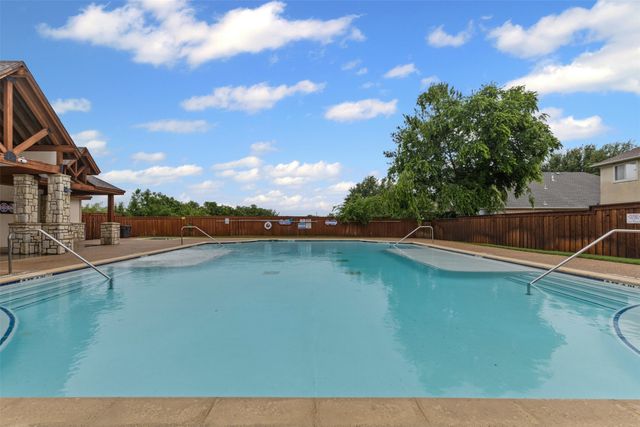 4809 Campfire Court, Fort Worth, TX 76244