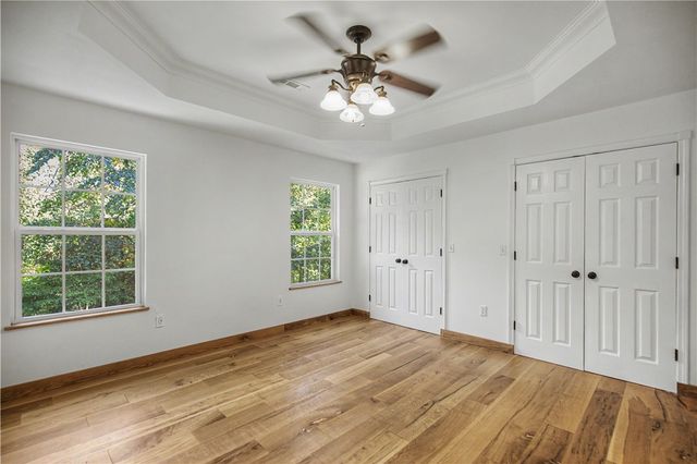 11 Cresswell Lane, Bella Vista, AR 72714
