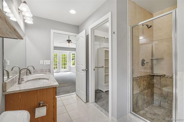 20798 Oak Ridge Drive, Clinton Township, MI 48036