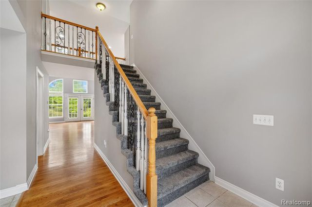 20798 Oak Ridge Drive, Clinton Township, MI 48036
