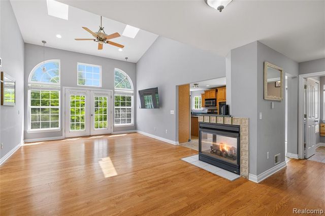 20798 Oak Ridge Drive, Clinton Township, MI 48036
