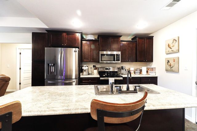 206 Stacy, Paragould, AR 72450