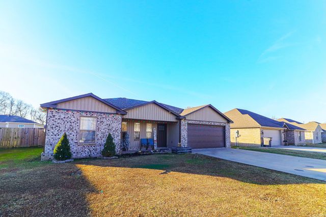 206 Stacy, Paragould, AR 72450