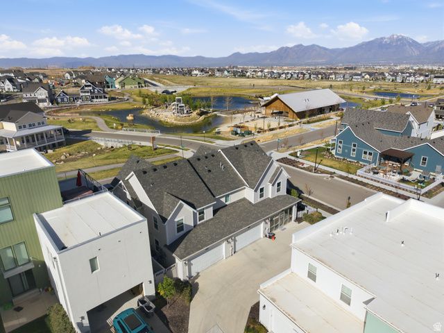 6707 W LAKE AVE, South Jordan, UT 84009