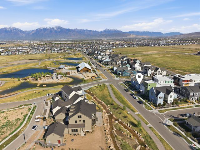 6707 W LAKE AVE, South Jordan, UT 84009