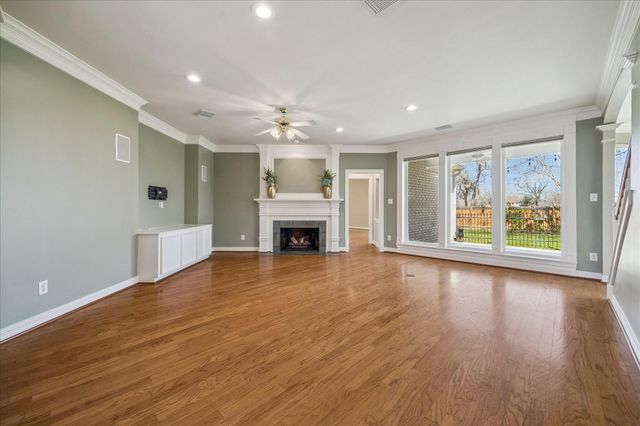 7807 Elm Tree Court, Sugar Land, TX 77479