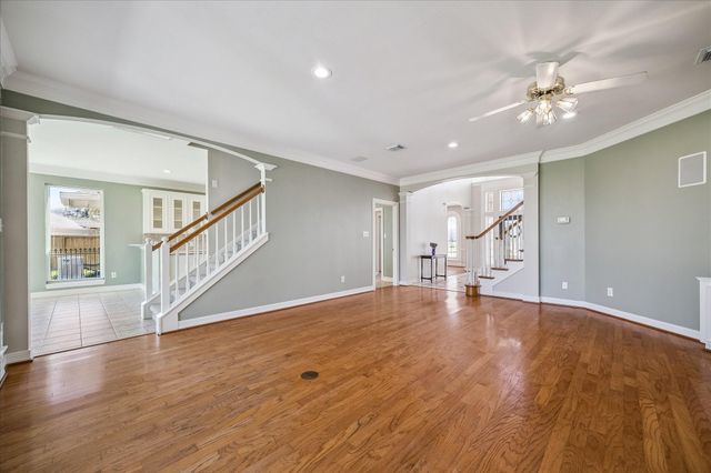 7807 Elm Tree Court, Sugar Land, TX 77479