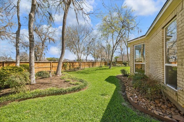 7807 Elm Tree Court, Sugar Land, TX 77479