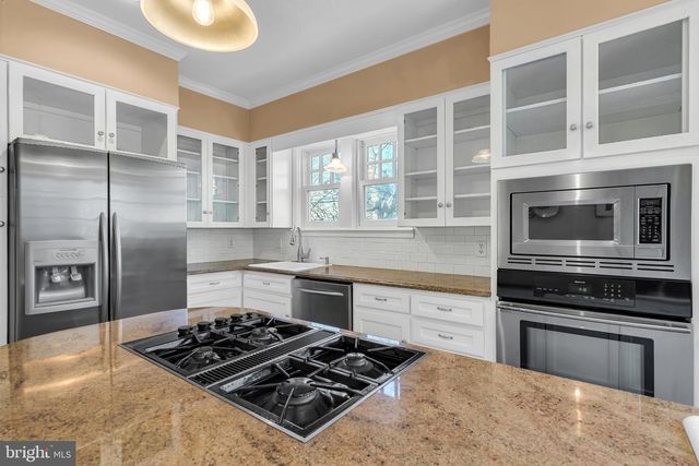 33 JEFFERSON RD, Princeton, NJ 08540