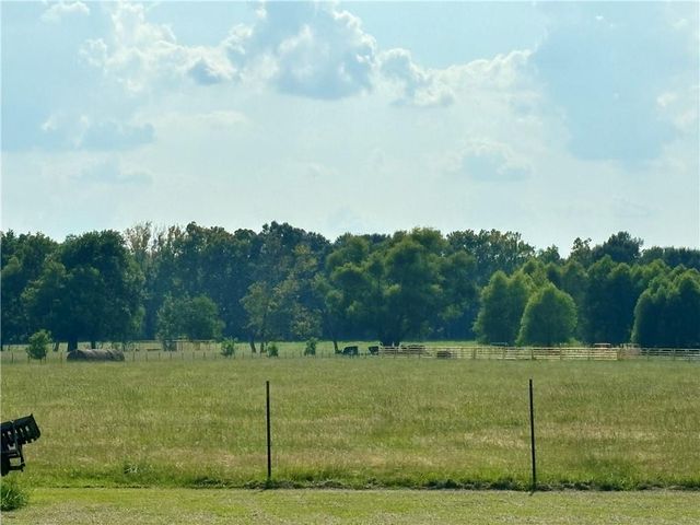 310 CLEMEN LUNEAU Road, Marksville, LA 71351