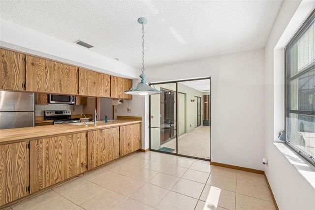 515 SANDY HOOK ROAD, Palm Harbor, FL 34683