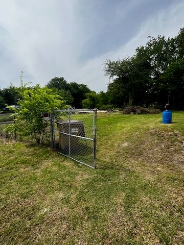 533 Smith Circle, Point, TX 75472