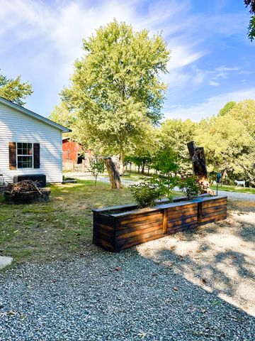 6045 Green Road, Bloomington Springs, TN 38545