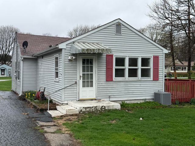 2945 Monnier Street, Portage, IN 46368