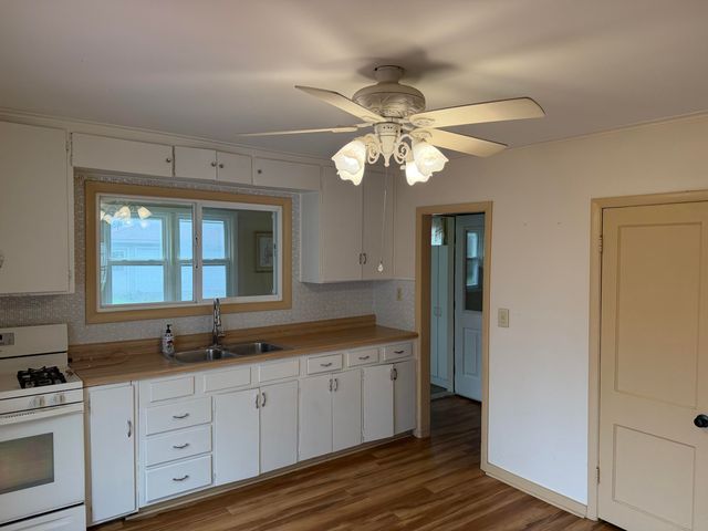 2945 Monnier Street, Portage, IN 46368