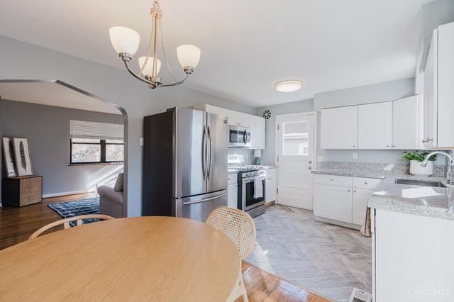 1429 Covedale Avenue, Cincinnati, OH 45238