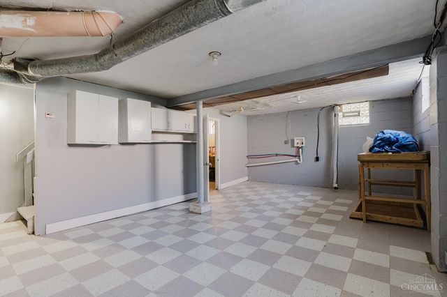 1429 Covedale Avenue, Cincinnati, OH 45238