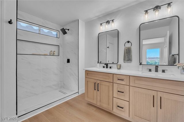 11768 San Rossore Court, Las Vegas, NV 89183